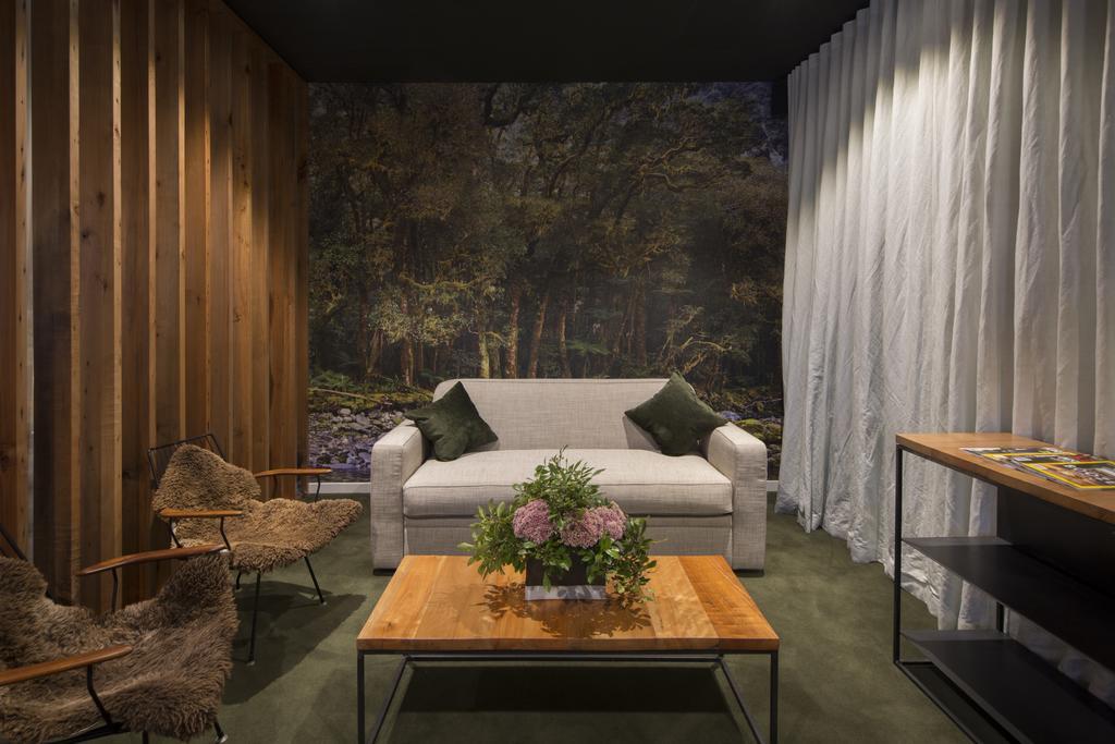 The Cinema Suites Те-Анау Экстерьер фото